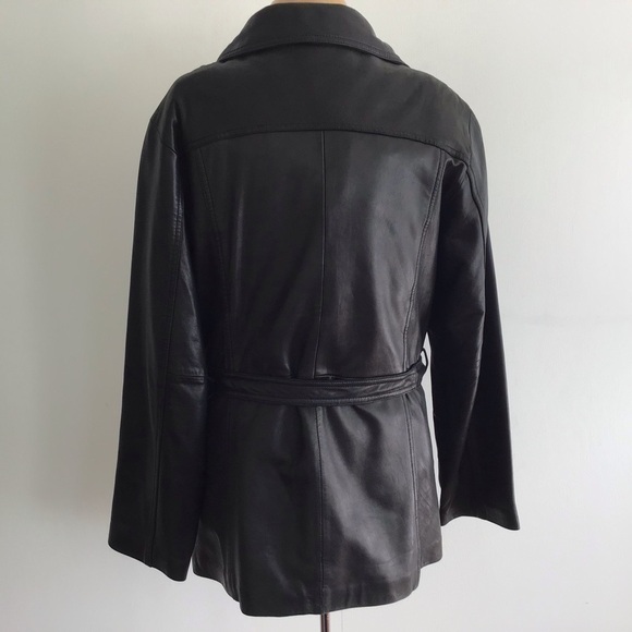 Atelier by B. Thomas black leather self belted three button blazer. Size Large - Picture 5 of 13